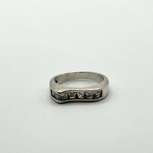 Sterling Silver 925 CZ Band Ring With Curved Design